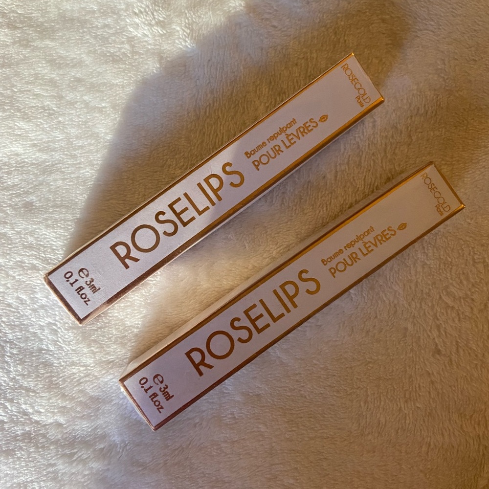 ROSELIPS
Lip plumping balm